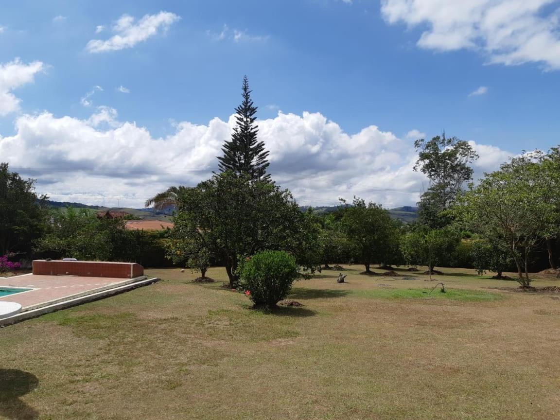 Finca Paraiso Calima Exterior foto